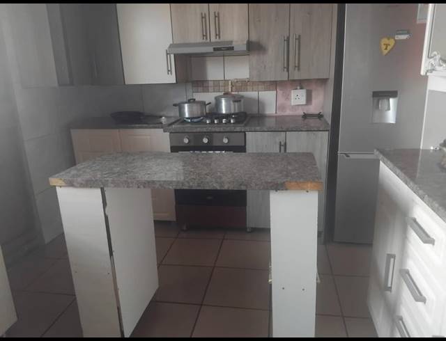 3 BEDROOM HOUSE FOR SALE IN SOSHANGUVE TT